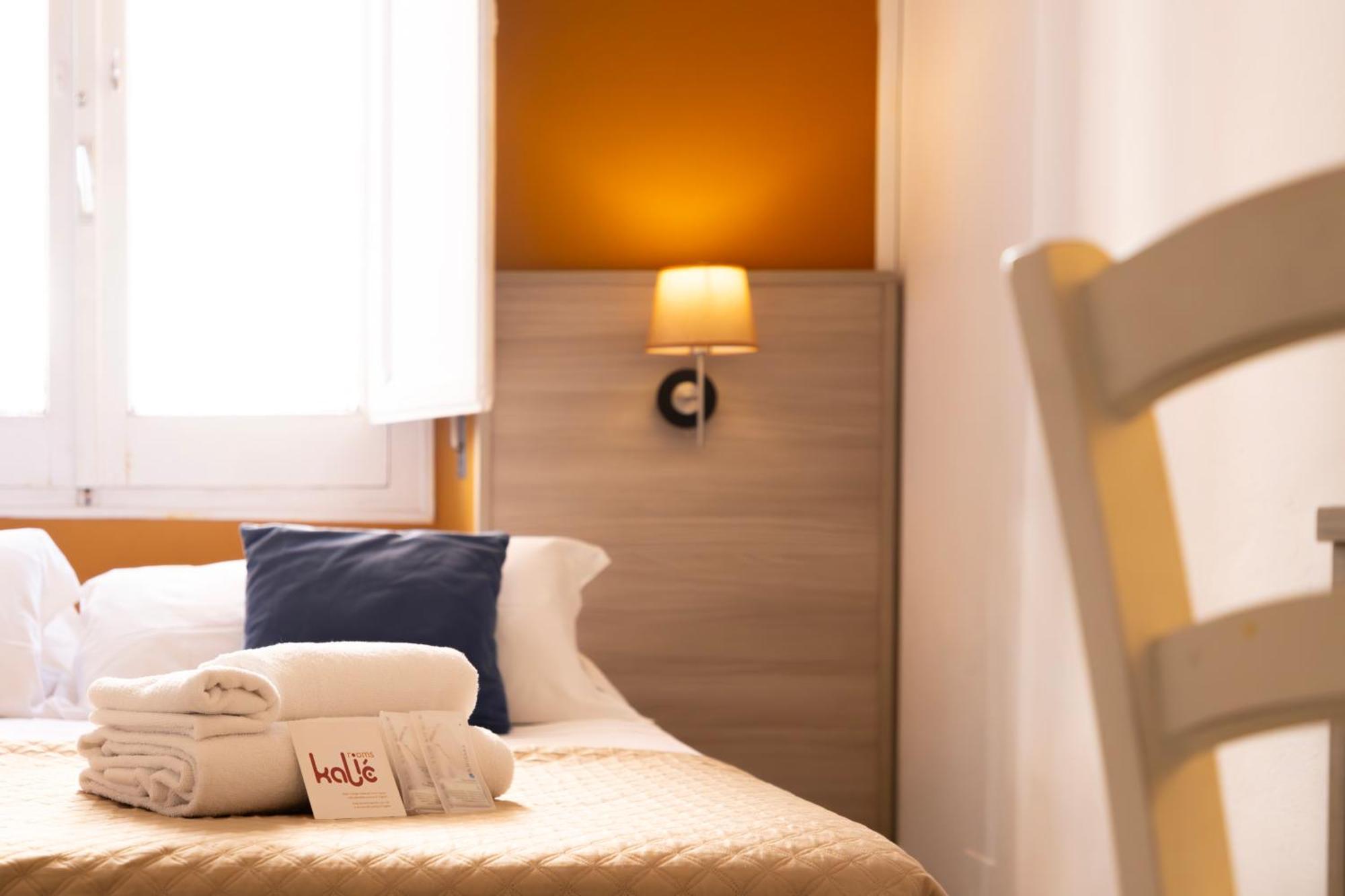 Kalie Rooms Guest House Cagliari Exterior foto